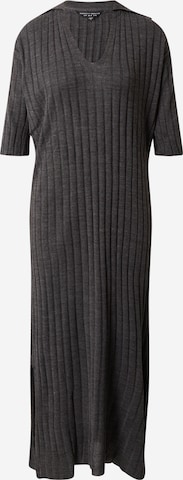 Robes en maille Dorothy Perkins en gris : devant