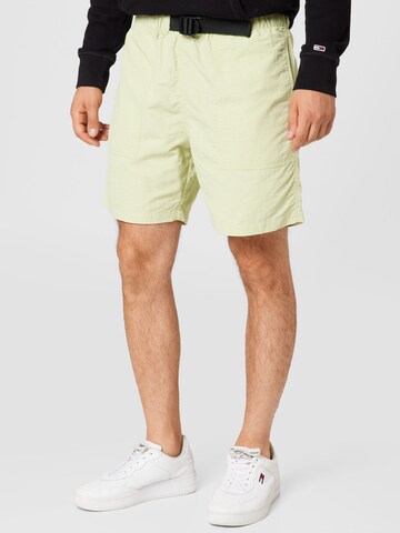 Regular Pantalon Cotton On en vert : devant