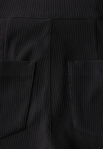 STREET ONE Boot cut Pants in Black