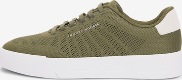 TOMMY HILFIGER Sneaker 'Court' in Grün: Vorderseite