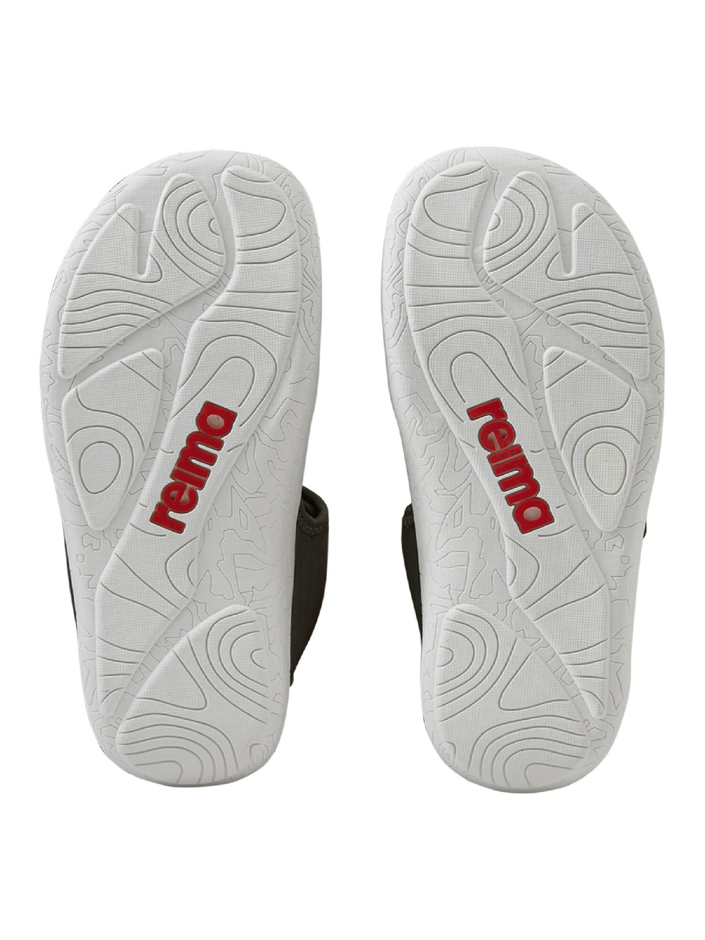 Chaussures ouvertes Reima en vert
