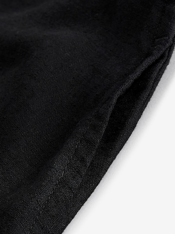 Robe Next en noir