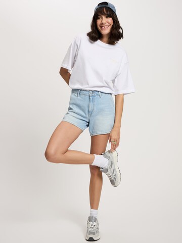 CROSS JEANS Regular Shorts in Blau