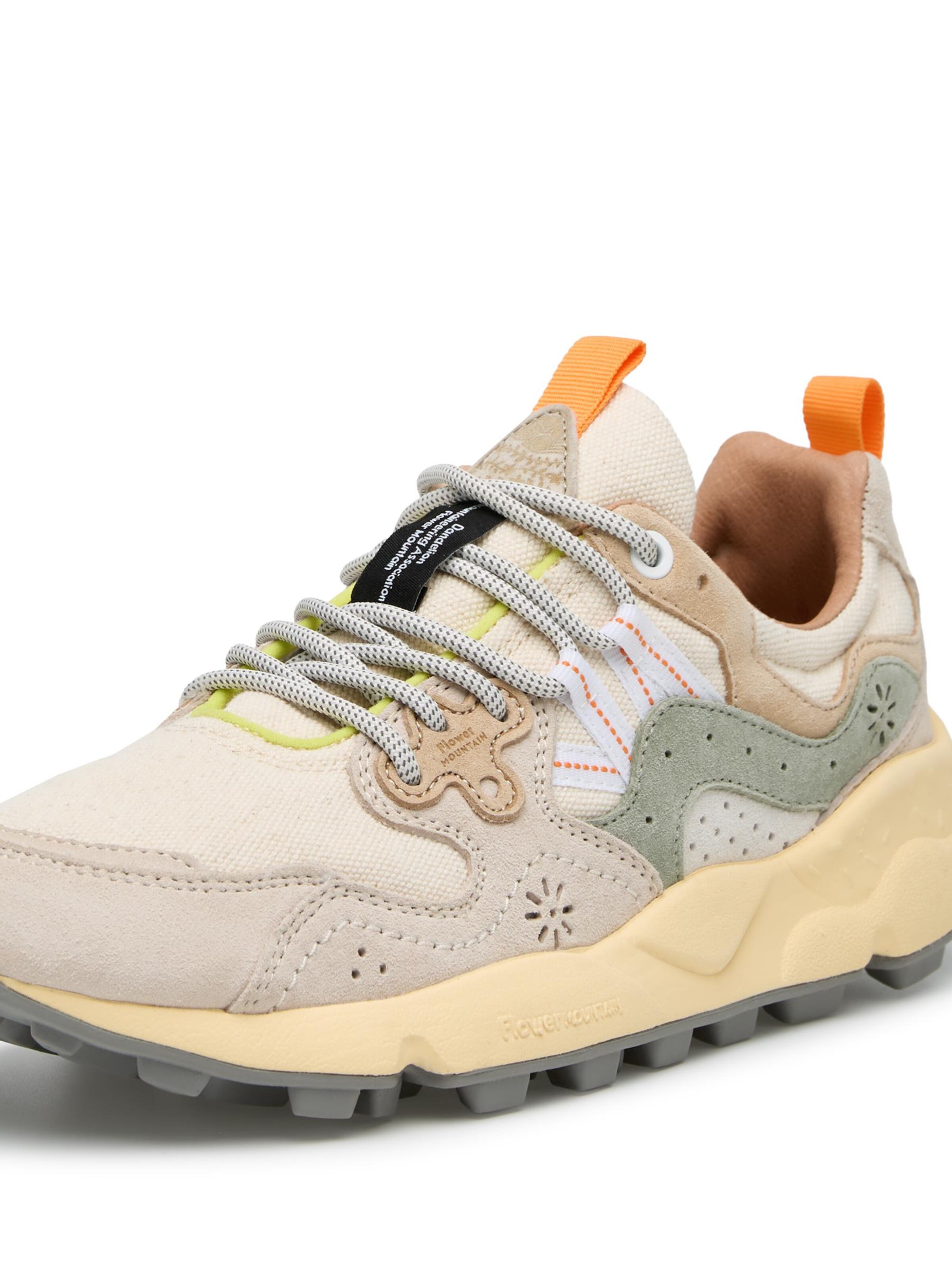 Baskets basses 'YAMANO 3 UNI' Flower Mountain en blanc