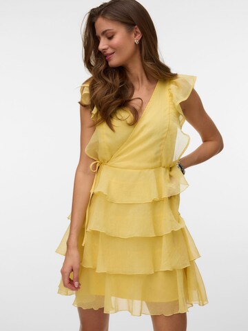 VERO MODA Kleid 'VMSabrina' in Gelb: Vorderseite