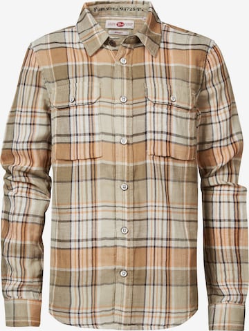 Petrol Industries Regular fit Button Up Shirt in Orange: front