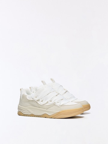 BershkaNiske tenisice - bež boja