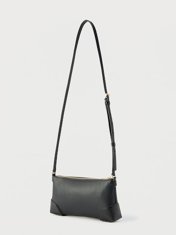 MICHAEL Michael Kors Axelremsväska i svart