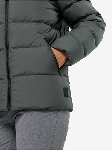 JACK WOLFSKIN Outdoorjacke 'FROZEN PALACE' in Grün