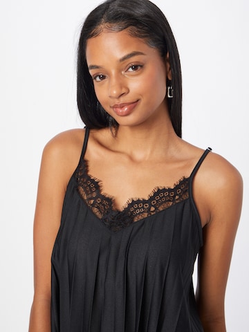 ABOUT YOU Top 'Catherine' in Black