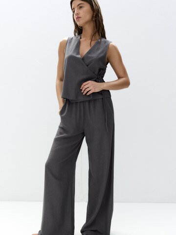Pull&Bear Wide Leg Hose in Grau