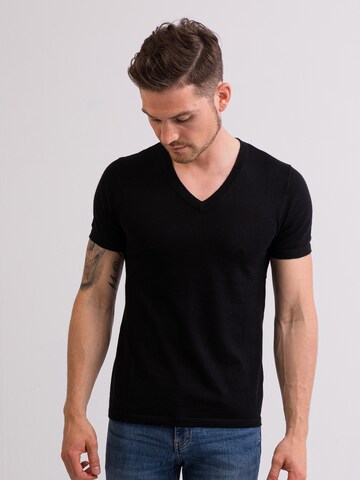 CASH-MERE.CH Shirt in Zwart: voorkant