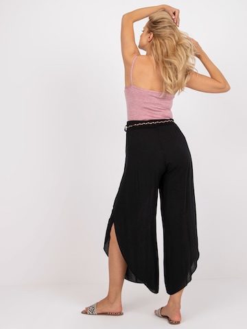 Madnezz House Regular Hose in Schwarz