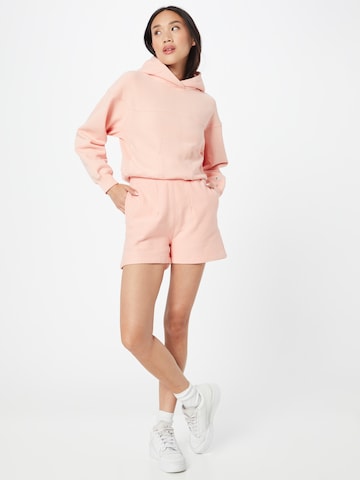 Champion Reverse Weave Sweatshirt in Pink