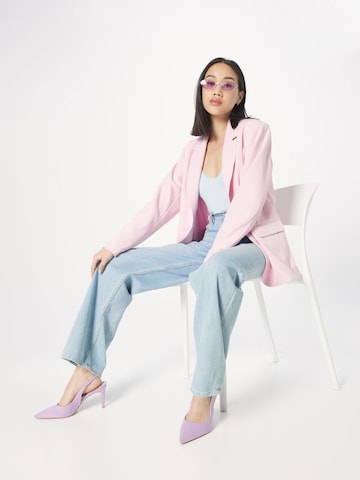 Blazer 'Jane' di Gina Tricot in lilla