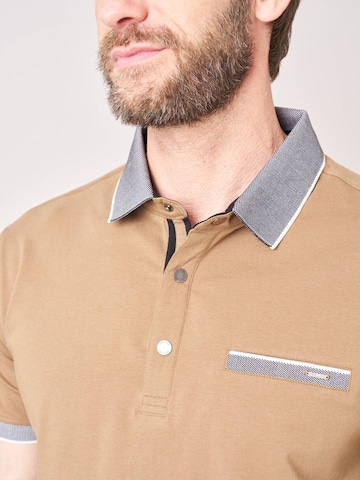 Deeluxe Shirt in Braun