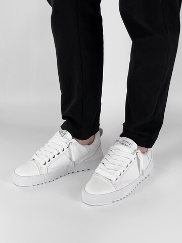 Sneaker bassa 'Charm' di Dutch'D in bianco