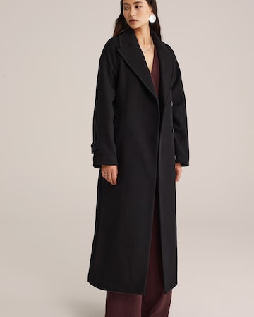 WE Fashion Преходно палто в черно