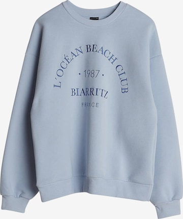 Sweat-shirt ' Riley ' Gina Tricot en bleu : devant