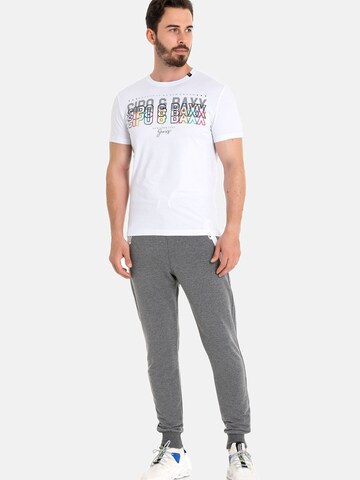 T-Shirt CIPO & BAXX en blanc