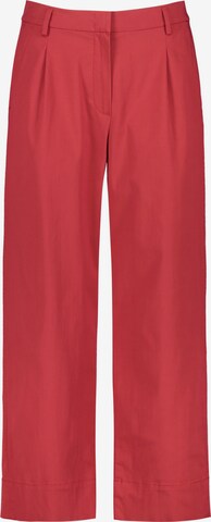 GERRY WEBER Wide leg Pleat-Front Pants in Red: front