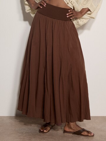 Apricot Skirt ' ' in Brown
