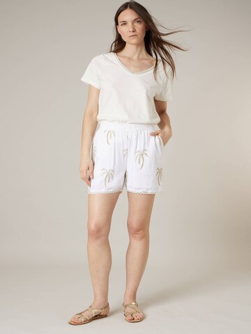 Regular Pantalon ' TIAREVA ' Deeluxe en blanc