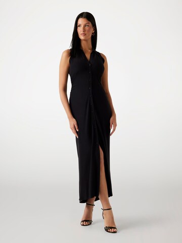 GUESS Shirt Dress in Black: front