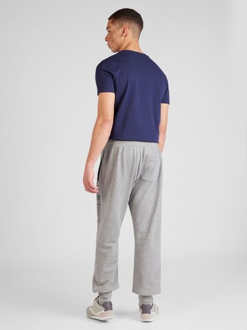 GANT Tapered Housut värissä harmaa