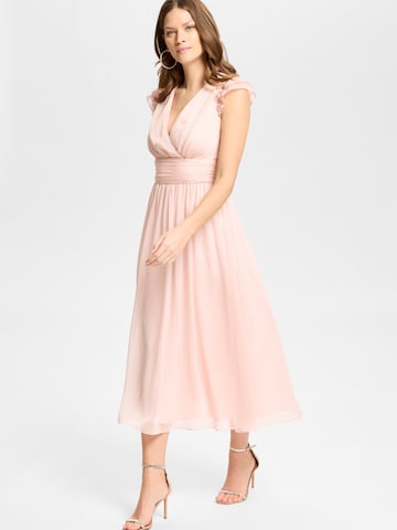 Rochie de cocktail de la SWING pe roz