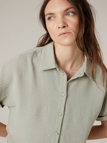 Deeluxe Blouse 'Dabby' in Green