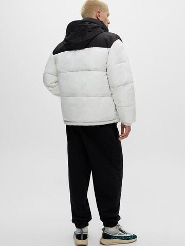 Pull&Bear Winter Jacket in White