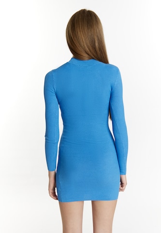 MYMO Stickad klänning i blå