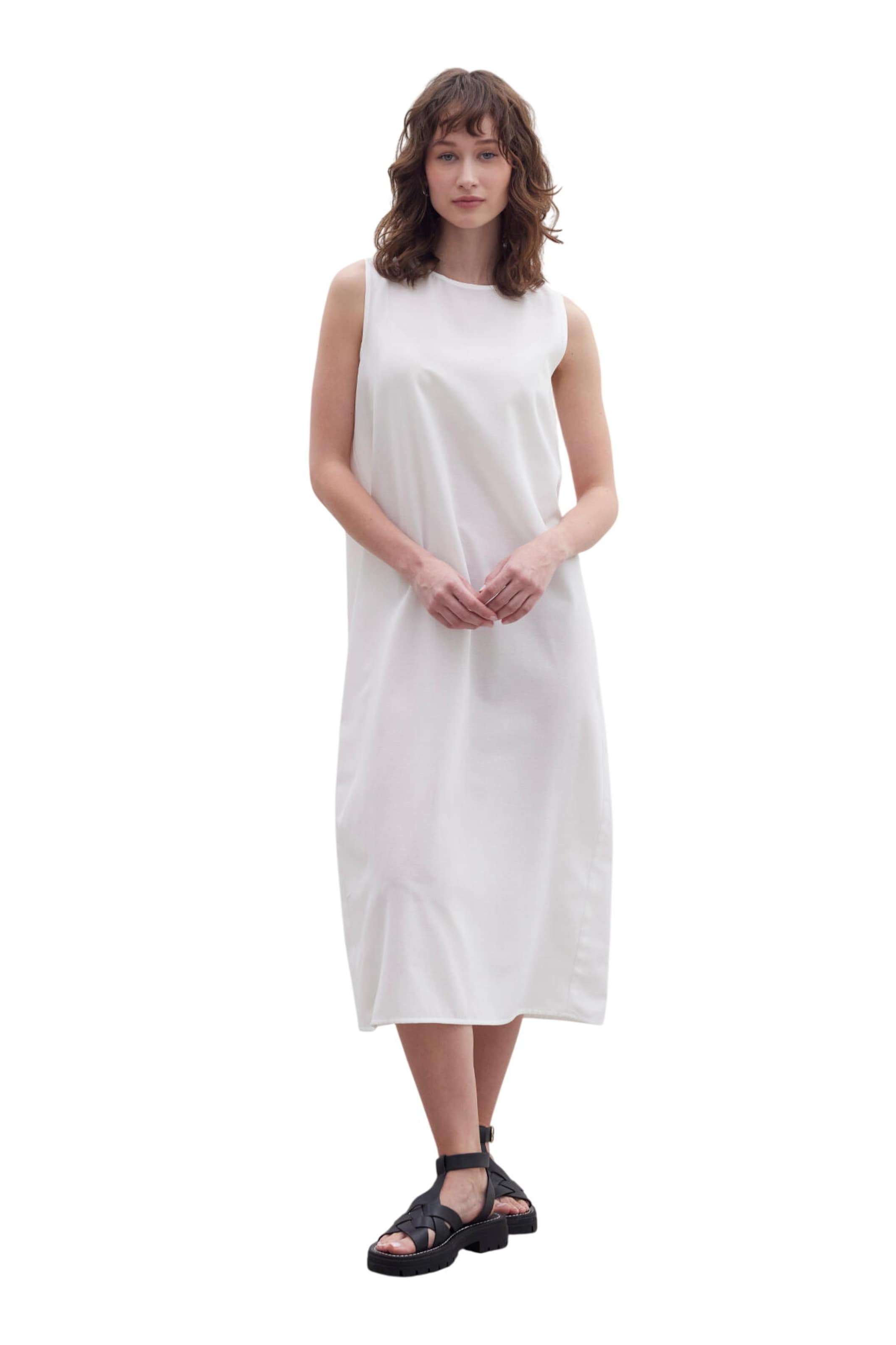 MANUKA Dress in White