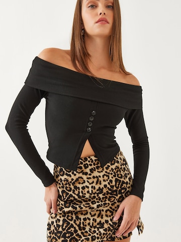 Bianco Lucci Shirt in Black: front