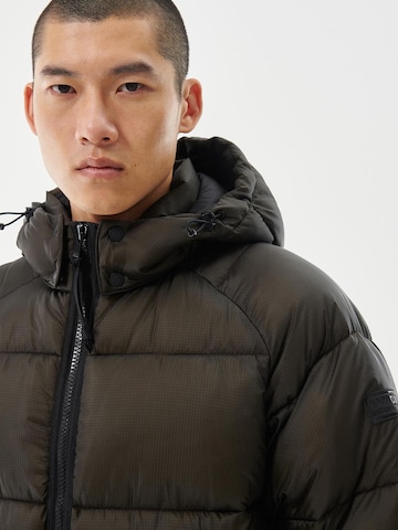 Barbour International Winterjacke 'Driesh Quilt' in Grün