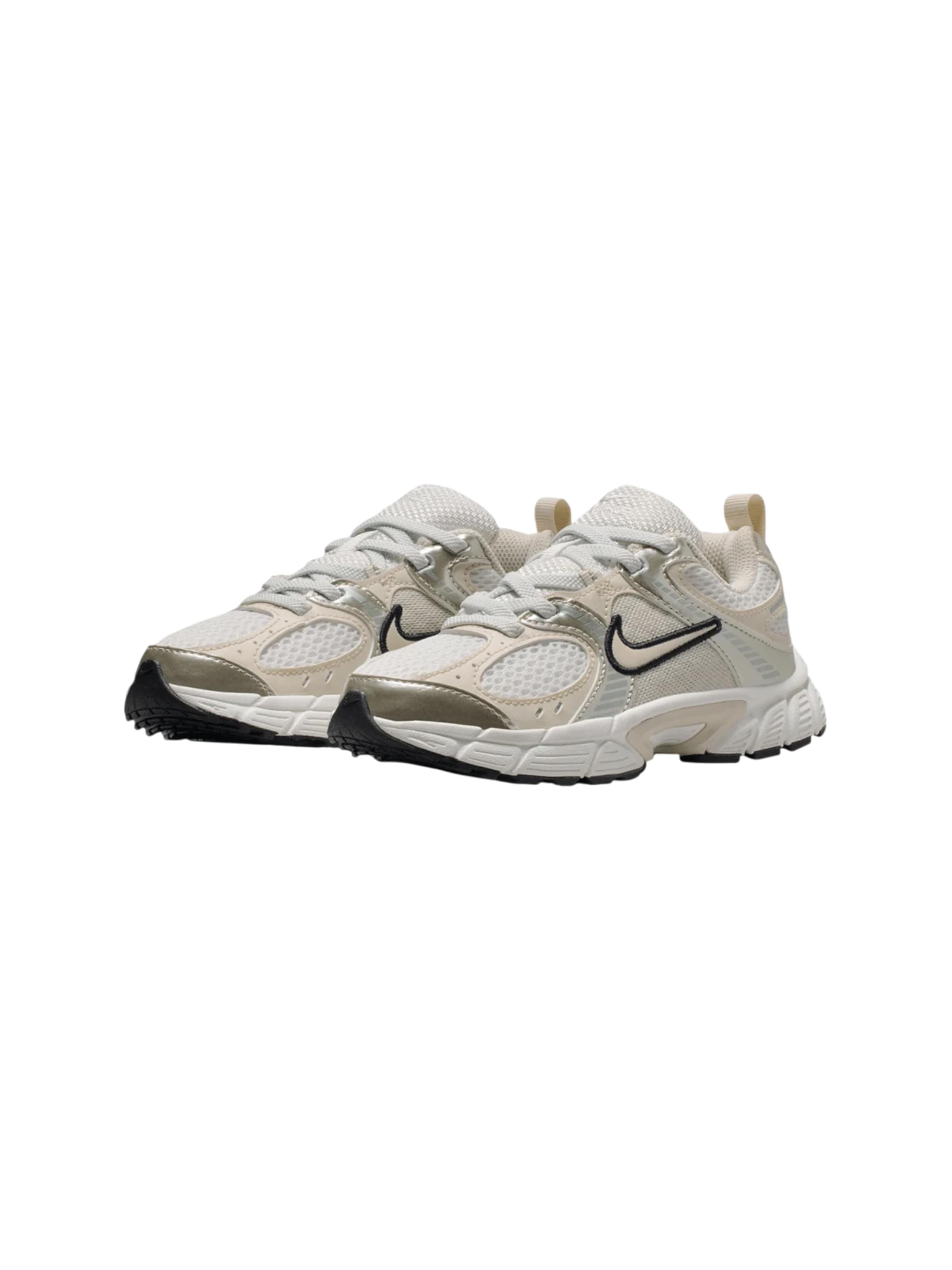 NIKE Sportschoen in Beige