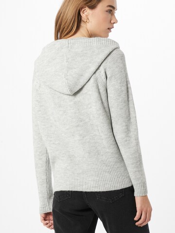 ABOUT YOU Pullover 'Dakota' in Grau