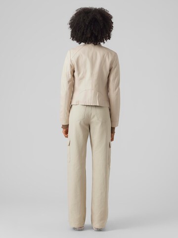 VERO MODA Between-Season Jacket 'Favodona' in Beige