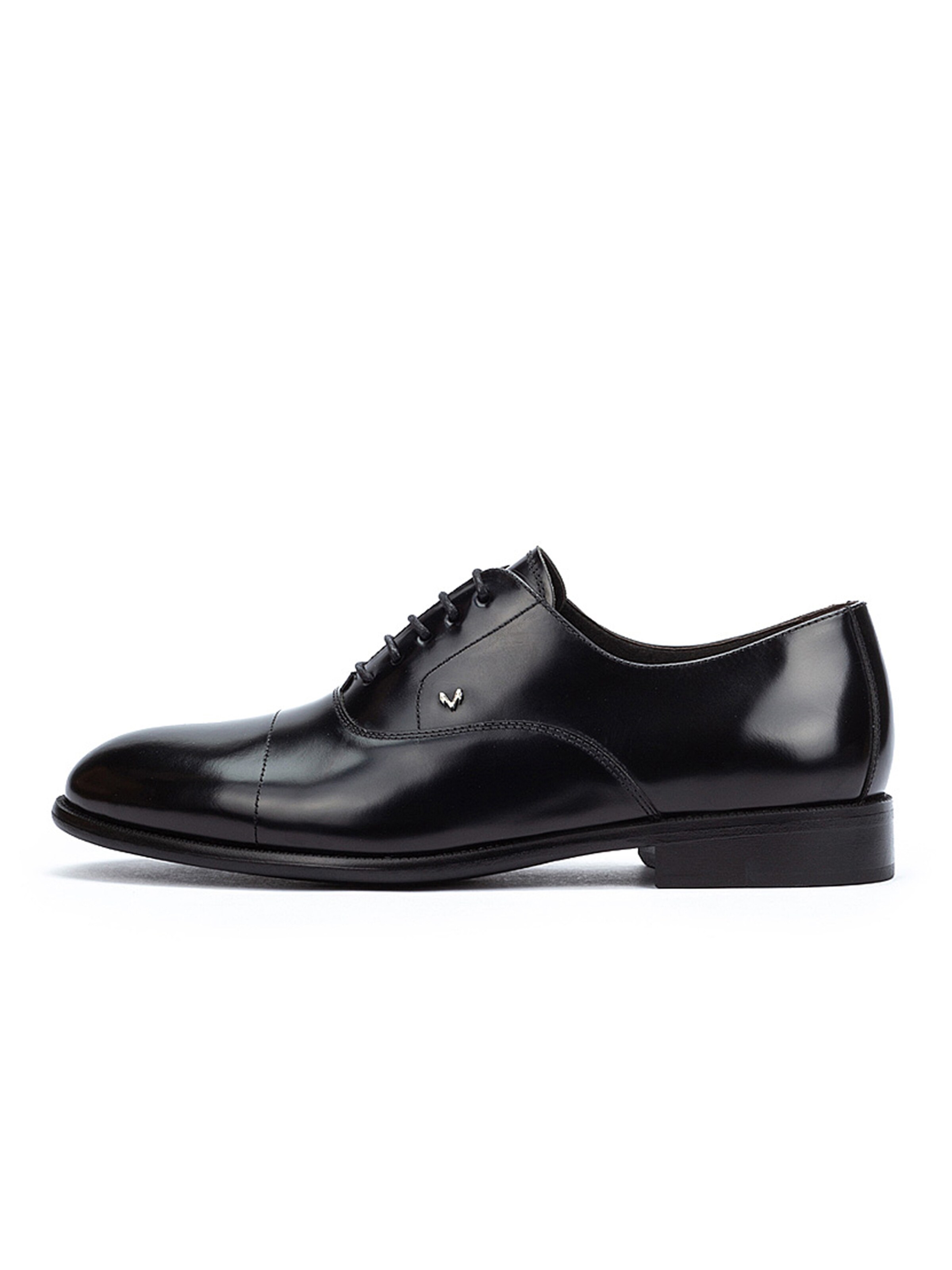 Martinelli Lace-up shoe 'Arlington' in Black: front