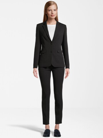 Vestino Pantsuit in Black: front