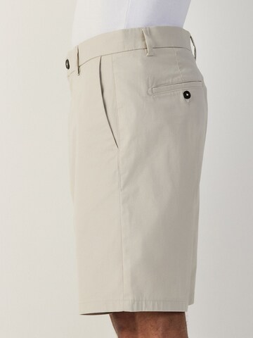 Loosefit Pantalon chino Next en blanc