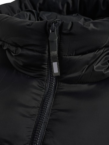 Veste de sport Hummel en noir