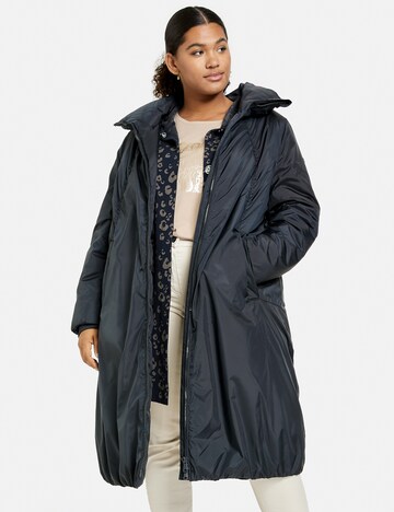 SAMOON Winter Coat in Blue: front