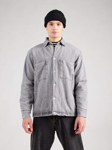 Fit confort Chemise Won Hundred en gris : devant