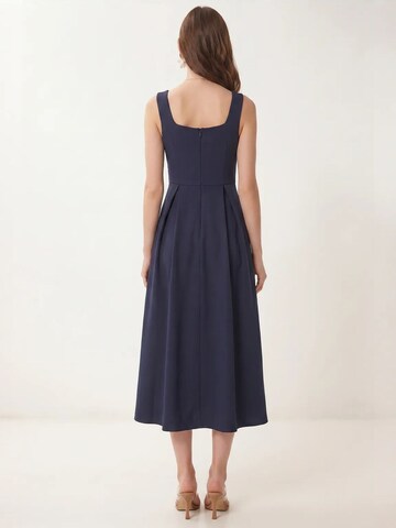 Happiness İstanbul Jurk 'Midi' in Blauw