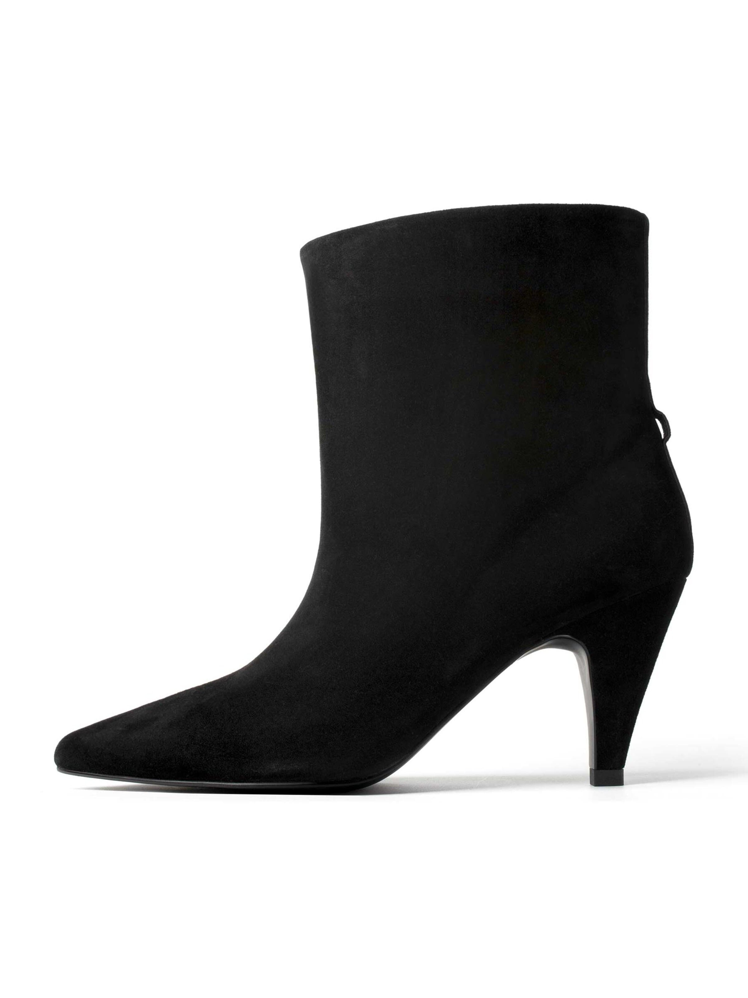 Bottines 'ZINA' L37 HANDMADE SHOES en noir : devant
