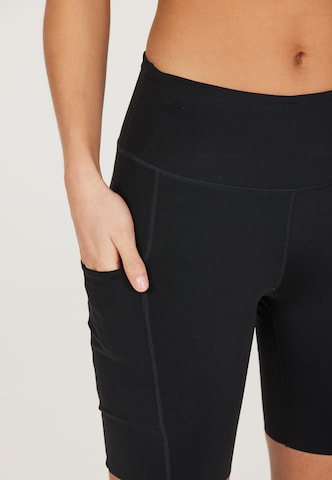 SOS Regular Sporthose 'Yala' in Schwarz