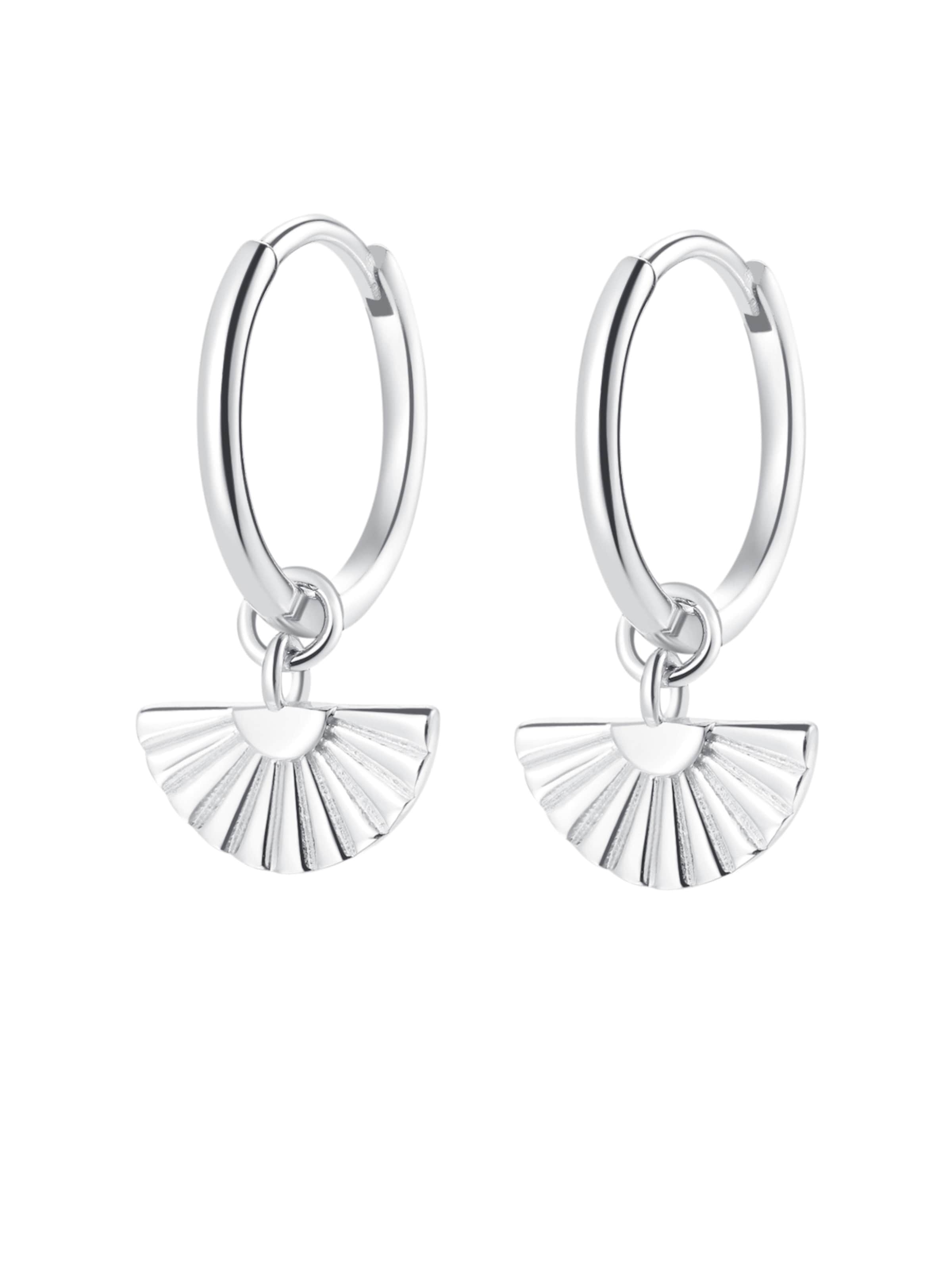 Hey Happiness Oorbellen 'Fan Hoops' in Zilver: voorkant