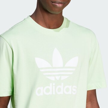 ADIDAS ORIGINALS Μπλουζάκι 'Adicolor Trefoil' σε πράσινο